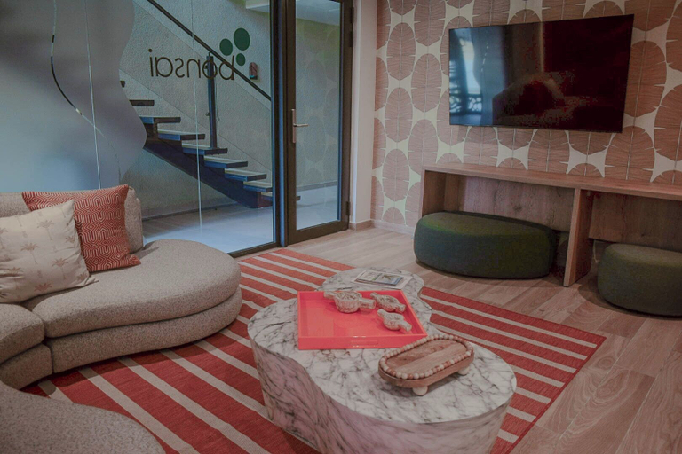 Primary image, Bonsai Boutique by BlueAruba Rentals