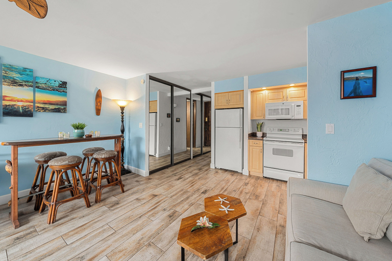 Interior 5, Peaceful Studio With Ocean-view Lanai-papakea C204, Maui