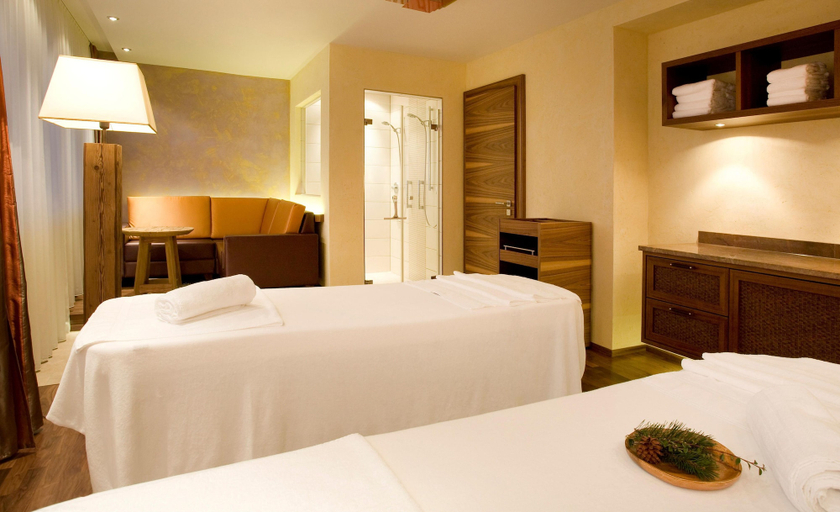 Bedroom 4, Wellness- & Nationalpark Hotel Schliffkopf, BWSC, Ortenaukreis