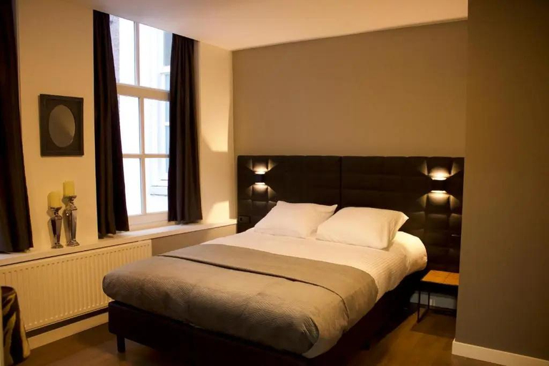 Bedroom 2, Hotel Broer Zus, The Hague