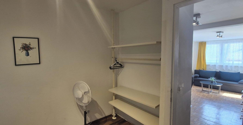 Room 3, 2BR Apt Next to Vienna Vibrant Center, Wien