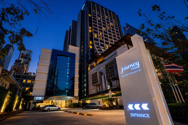 Exterior & Views 2, Journeyhub Sukhumvit 26 Bangkok, Khlong Toey