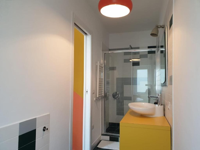 Bathroom 3, MaGà Station, Napoli