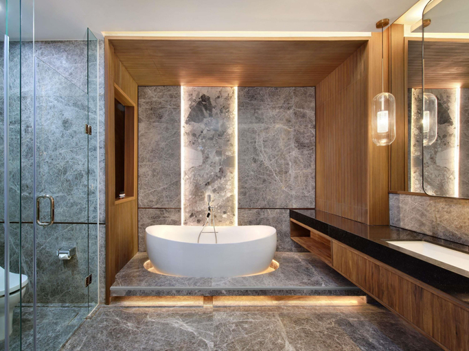 Bathroom 5, Mercure Pangkalan Bun, West Kotawaringin
