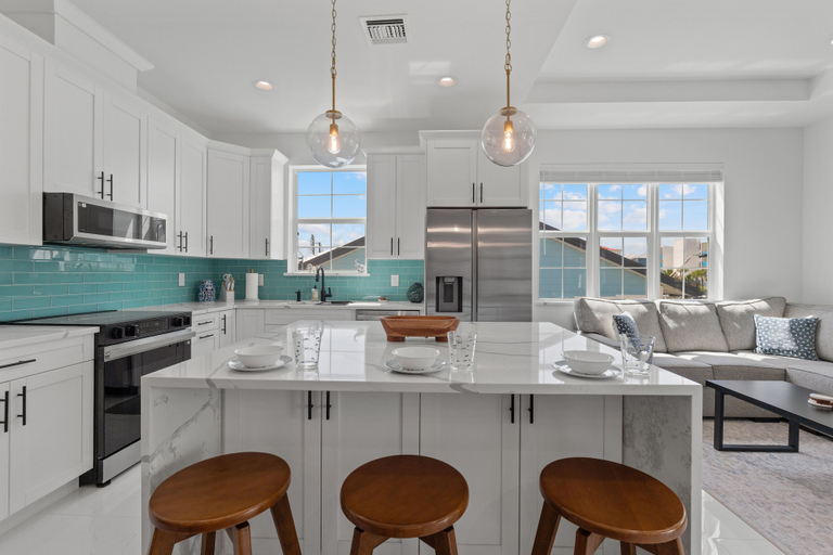 Private kitchen 3, Calico Jack's Lookout, Lee