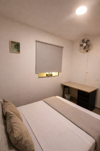 Room 4, Serene Apt TV Kitchen Laundry Medellin, Medellín