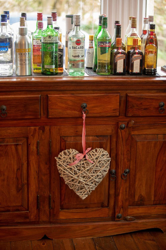 Food & Drinks 5, Treherne House & The Malvern Retreat, Worcestershire