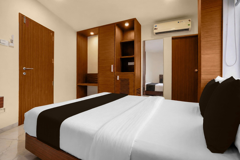 Room 3, Classic Simran Raghuveer Para, Rajkot