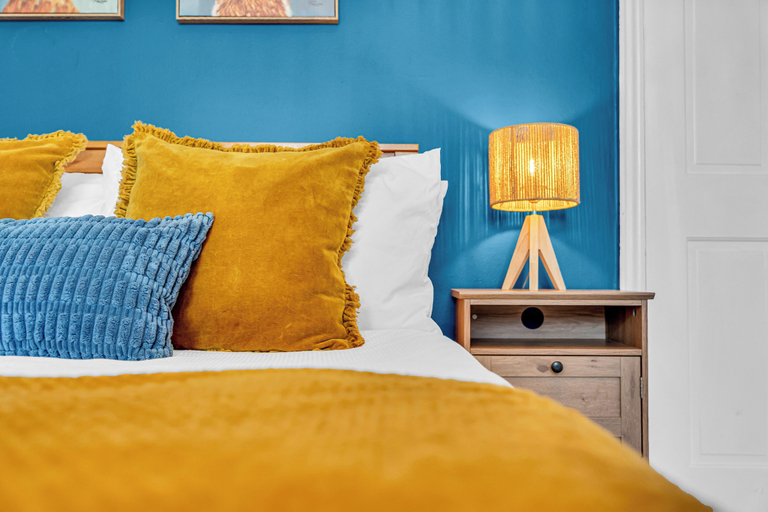 Room 5, 3bedroom Sleeps 5 at Buxton, Derbyshire