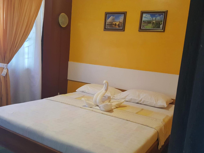 Bedroom 2, Citadel Alona Inn, Panglao