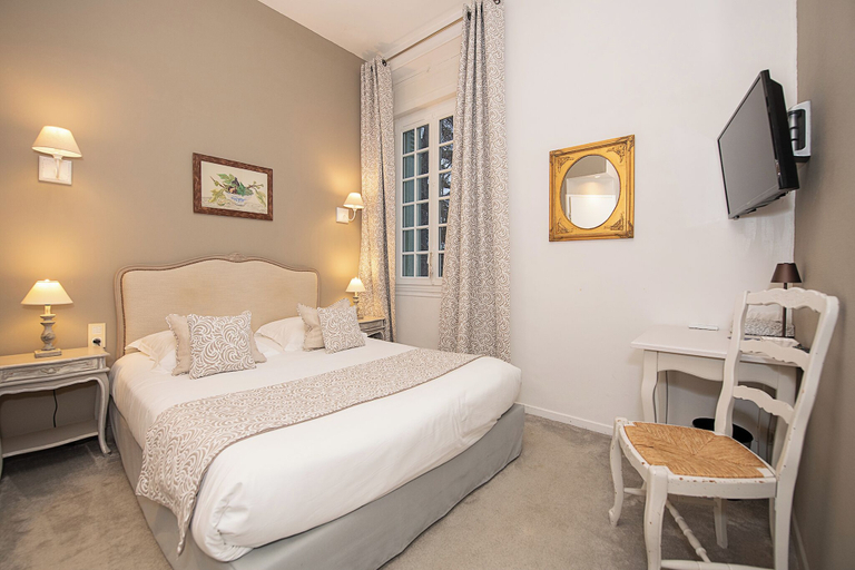 Bedroom 4, L'HERMITAGE, Vaucluse