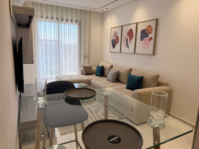 Living area 3, Lovely Maarif Palmiers Apartment, Casablanca
