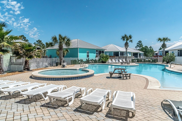 Pool 2, White Sands Beach House Sleeps 10 With Pool, Baldwin