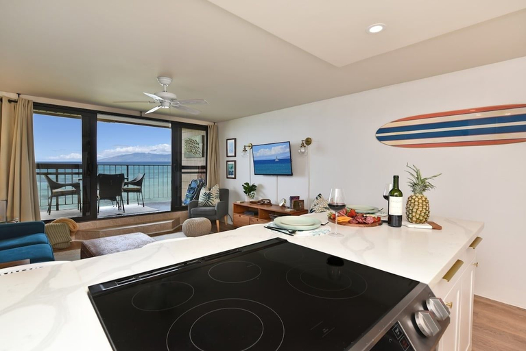 Interior 4, Oceanfront 1BR Tropical Getaway w AC Kaleialoha 210, Maui