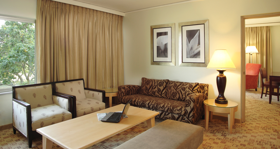 Bedroom, Garden Court Ulundi, Zululand
