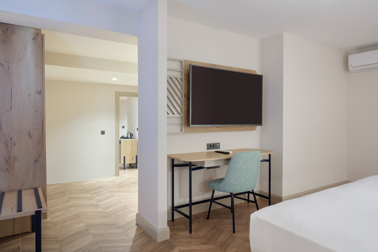 Bedroom 3, DoubleTree by Hilton Bodrum Işıl Club Ultra All Inclusive Resort, Bodrum