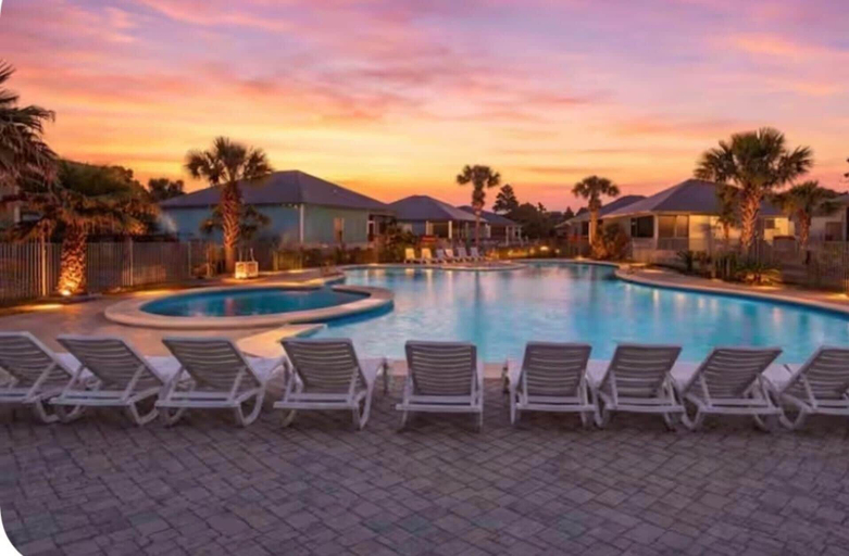 Primary image, White Sands Beach House Sleeps 10 With Pool, Baldwin
