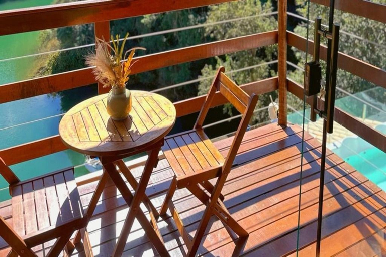 Outdoor dining 2, Taboão Chalés, Ouro Preto