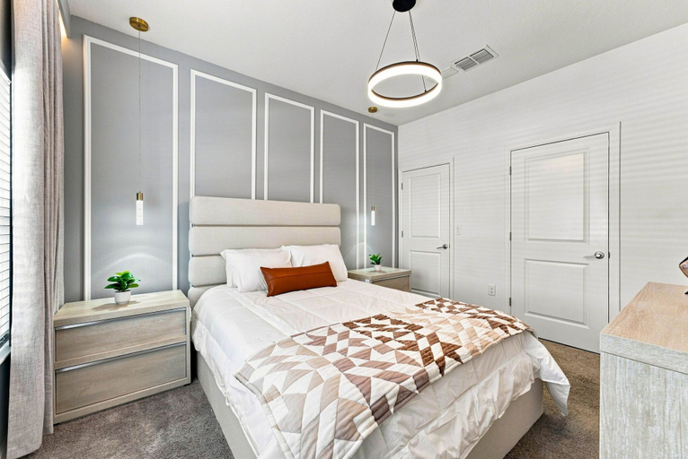 Room 4, Chic Disney Escape, Themed Rooms & Private Pool, Osceola