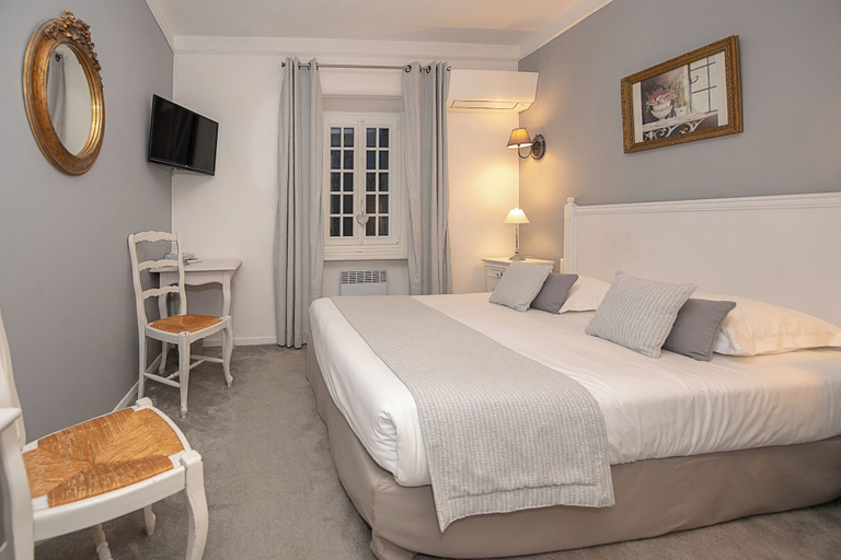 Bedroom 3, L'HERMITAGE, Vaucluse