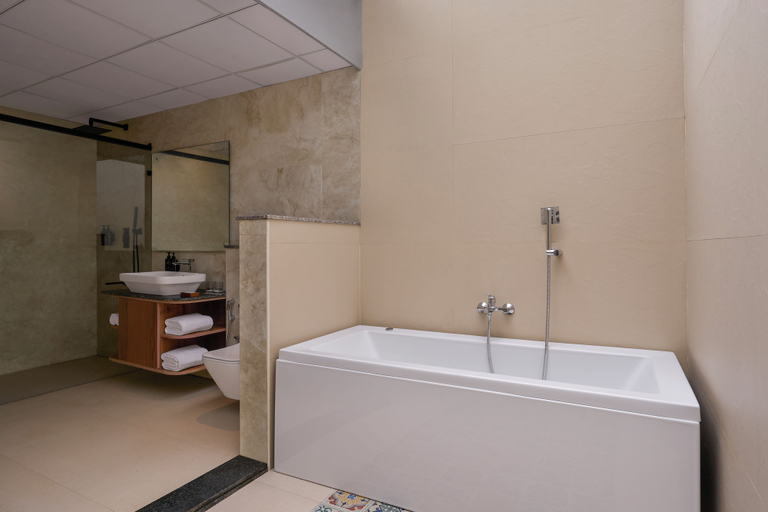 Bathroom 5, UG The Fern Resort & Spa Chikmagalur, Series By Marriott, Chikmagalur