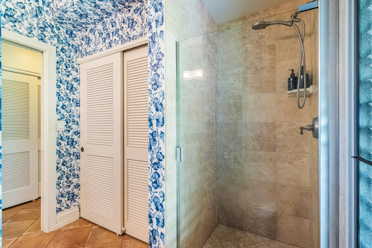 Interior 2, Summer Sale! Experience Luxury in a Spacious 2BR Stunning Ocean Views- WE 1106, Maui