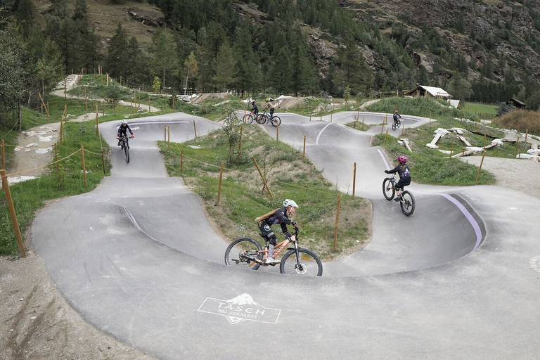 Miscellaneous 2, Alpine Black Pearl - InspiringPlaces, Visp