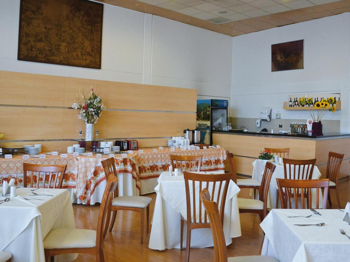 Food & Drinks 5, Hotel Nippon, Santiago