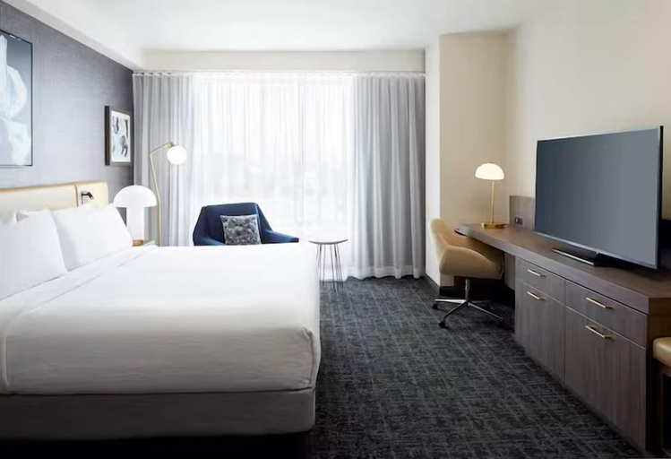 Bedroom 3, Hilton Garden Inn Montreal Midtown, Montréal