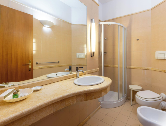 Bathroom 5, Hotiday Cagliari Lungomare, Cagliari