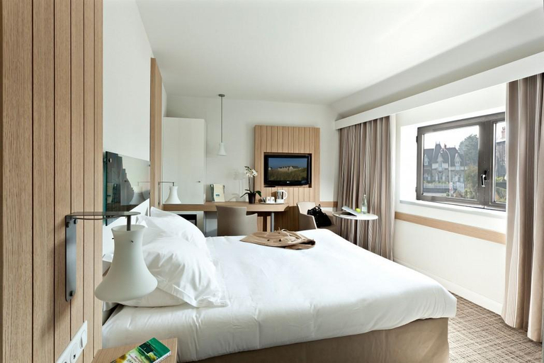 Bedroom 3, Thalazur Ouistreham - Hotel & Spa, Calvados