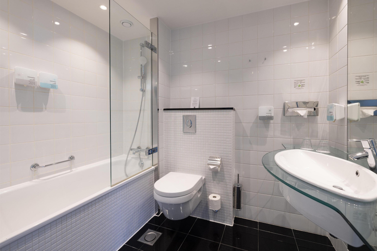 Bathroom 4, Copenhagen Island Hotel, Copenhagen