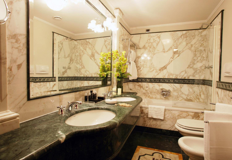 Bathroom 4, Baglioni Hotel Luna, Venezia