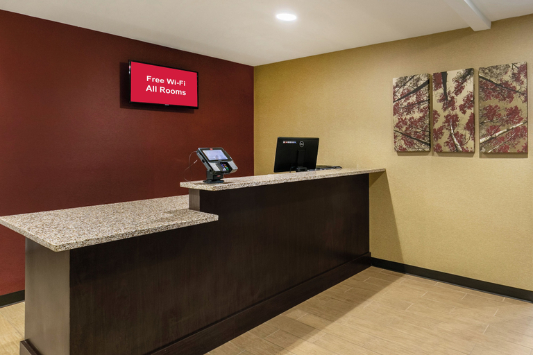 Others 5, Red Roof Inn Hershey, Dauphin
