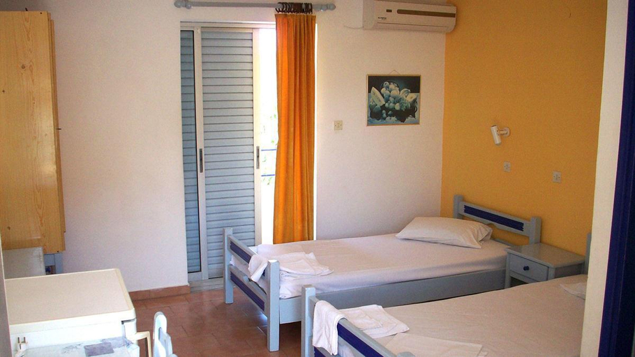 Bedroom 2, Rena Studios, South Aegean