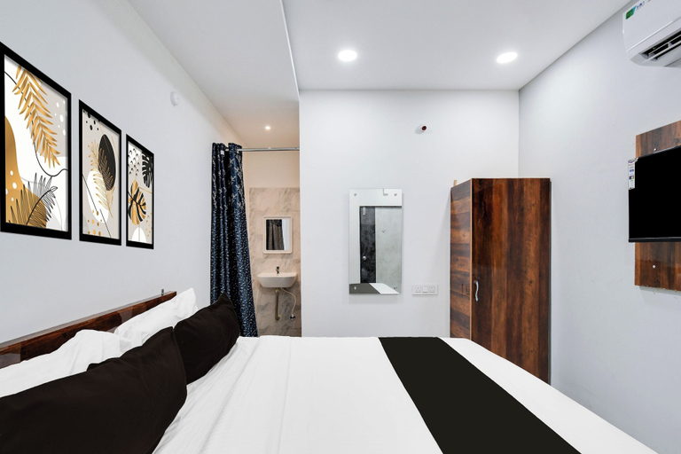 Room 2, Super Collection O Kachiguda, Hyderabad