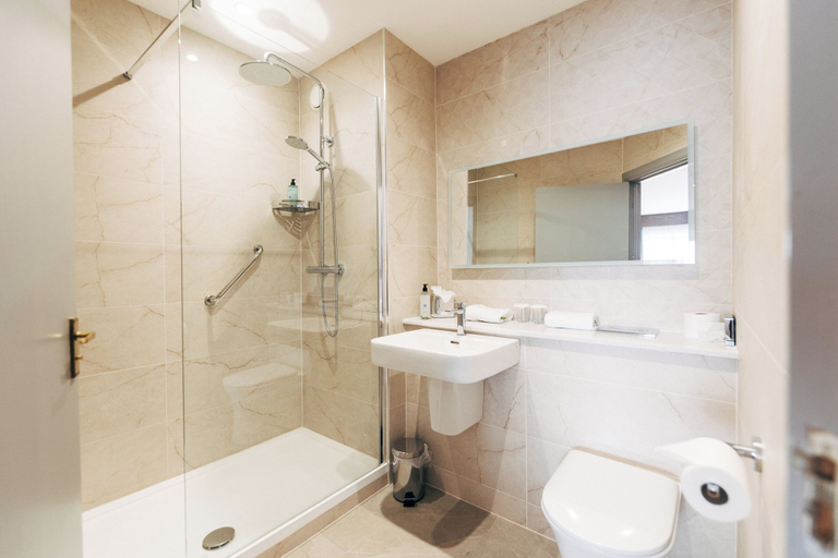 Bathroom 4, The Lodge Hotel, Causeway Coast and Glens