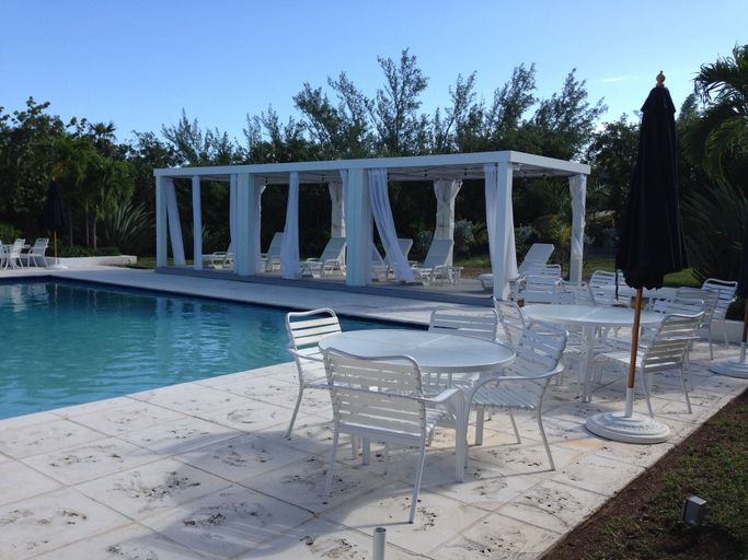Pool 4, Coralli - Contemporary Beachfront Escape With Private Pool 3 Bedroom Home