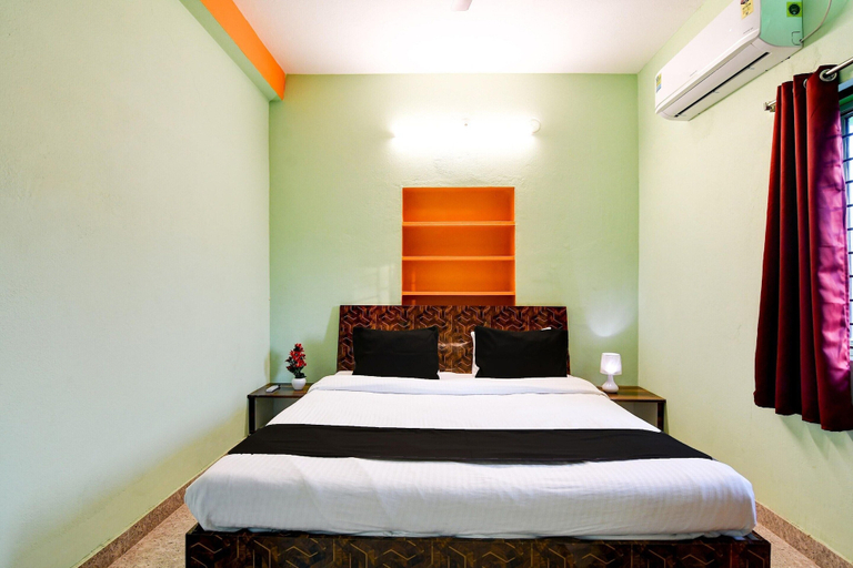 Room 5, Classic Star Light, Cuttack