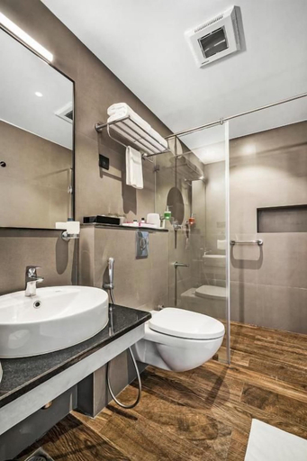 Bathroom 3, Regency Tuticorin by GRT Hotels, Thoothukkudi
