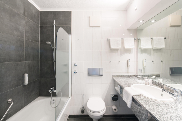 Bathroom 4, Best Western Hotel Am Papenberg, Göttingen