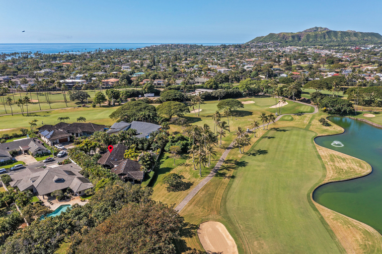 Exterior 2, Waialae Golf Estates Tranquil Home W/private Pool-exclusive Golf Course View, Honolulu