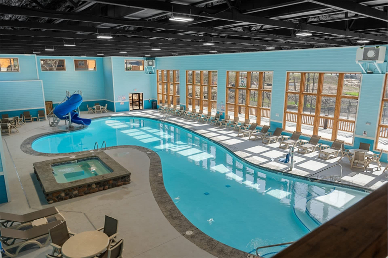 Pool 2, Creekside Cabin - Cozy Stay, Taney