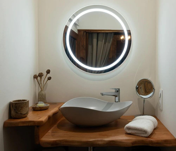 Bathroom 5, Maison Bakéa, Tarn
