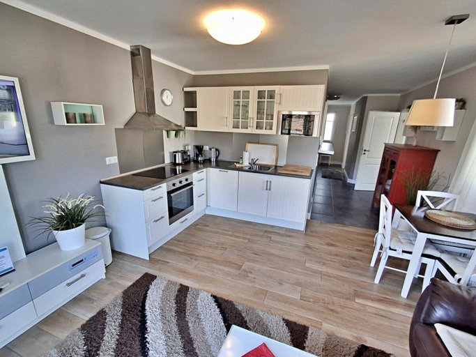 Private kitchen 3, Holiday Apartment With 1 Bedroom, Vorpommern-Greifswald