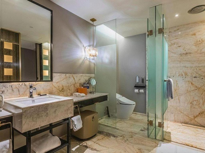 Bathroom 4, Grand New Century Hotel Yixing, Wuxi