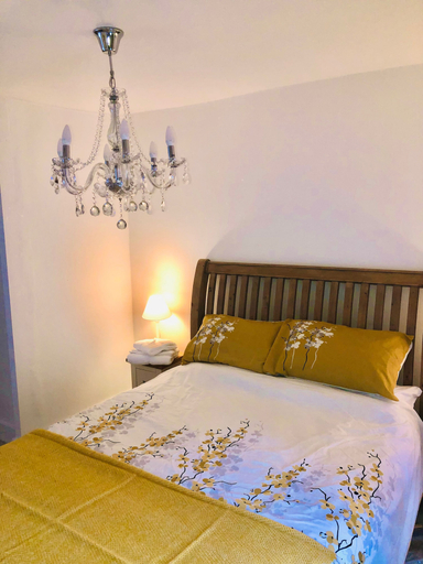 Room 5, Tranquil Dolgellau Cottage Retreat, Gwynedd