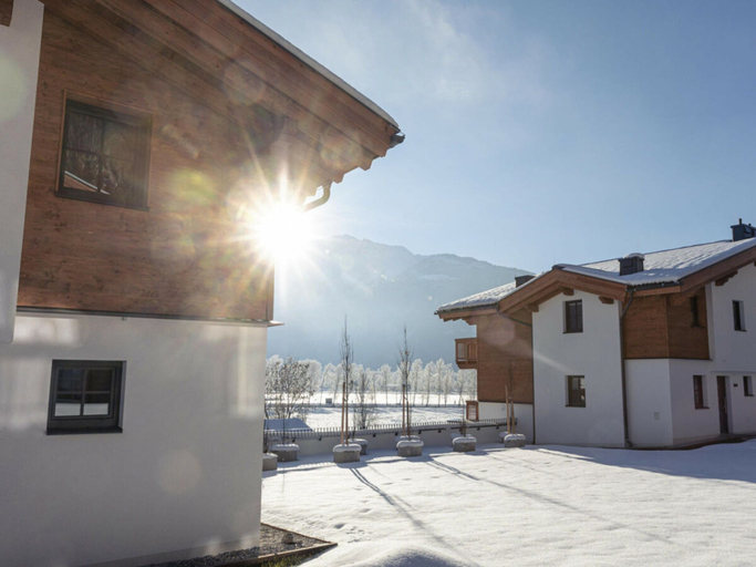 Exterior 2, Superior Holiday Home # 5A With Sauna, Zell am See