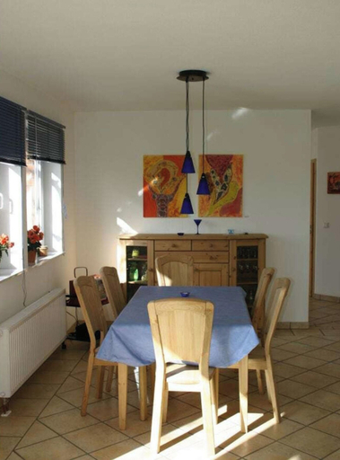 Dining, Hus Unner de Birn, Schleswig-Flensburg