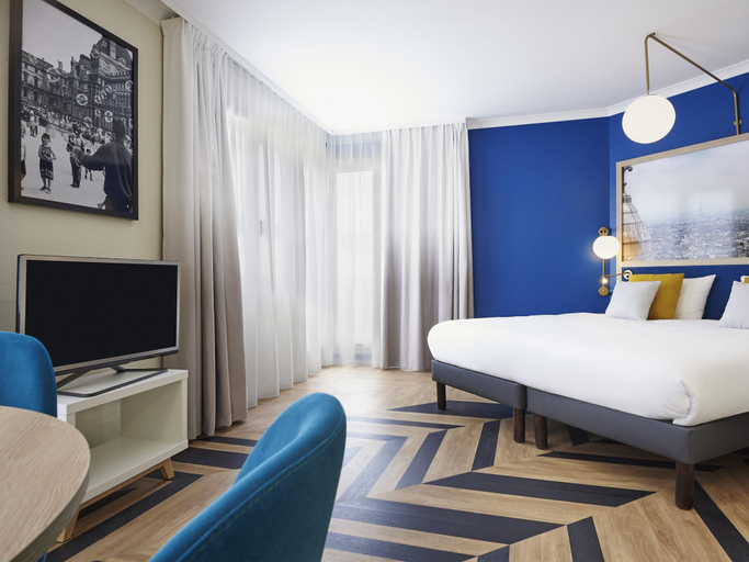 Bedroom 3, Aparthotel Adagio Paris Porte de Versailles, Hauts-de-Seine